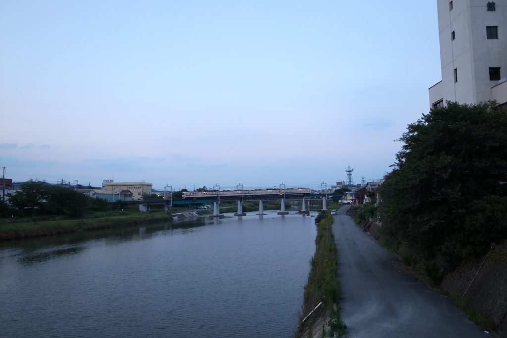 神鉄5000系 美濃川鉄橋